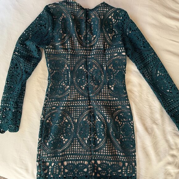 Long Sleeve Crochet Lace Dress - Picture 6 of 9